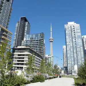 Stylish Downtown Near Cn Tower - Free Parking Apartment