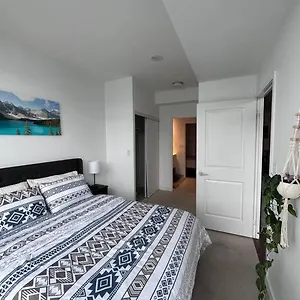 Sky Living Awesome And View Apartment